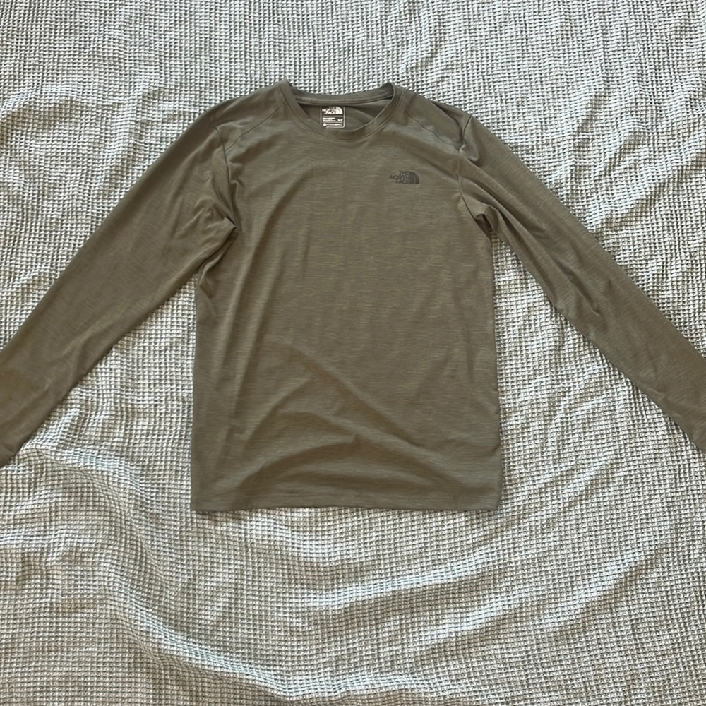 North face long sleeve shirt